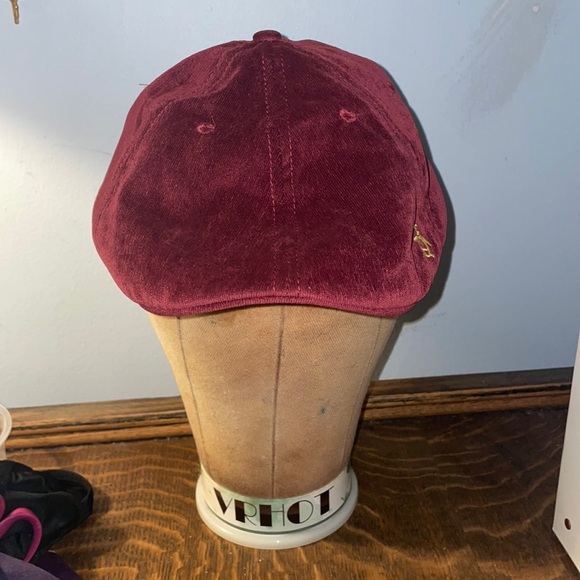 NWT Original Penguin Burgundy Velvet Newsboy Hat - Picture 1 of 2